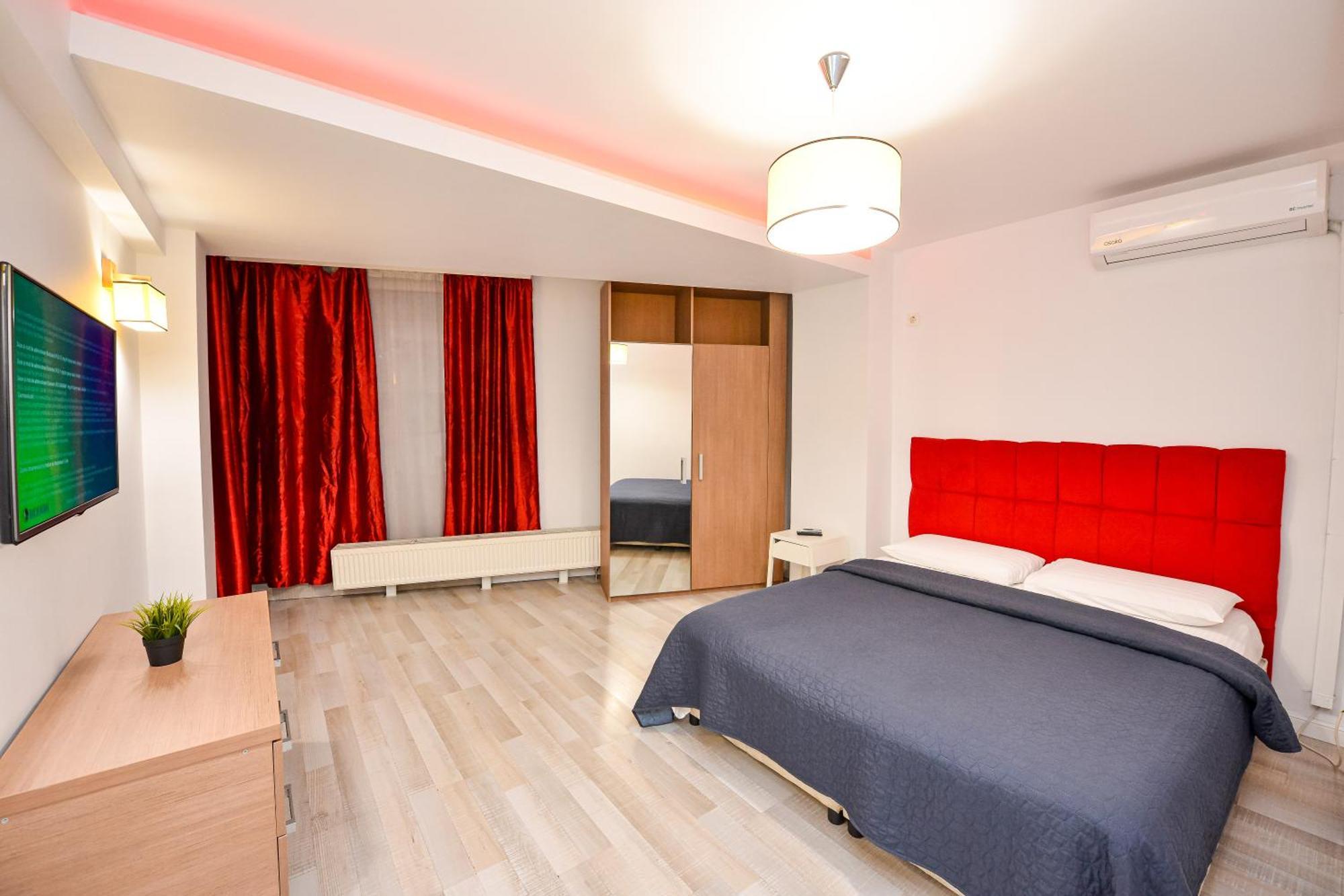 Pierre Cardin Deluxe Apartment With Terrace By Magniflex Bucharest Exterior photo