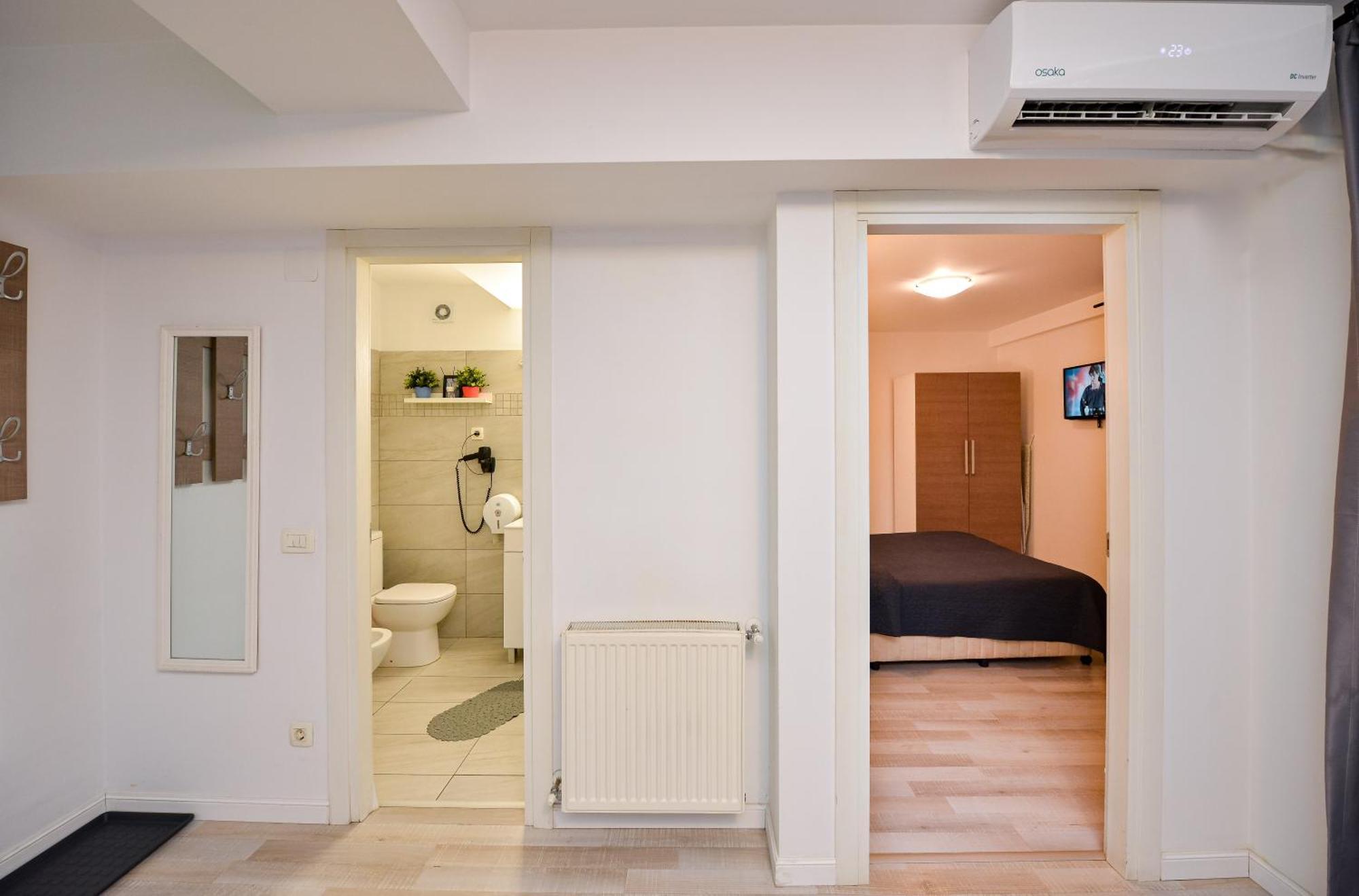 Pierre Cardin Deluxe Apartment With Terrace By Magniflex Bucharest Exterior photo