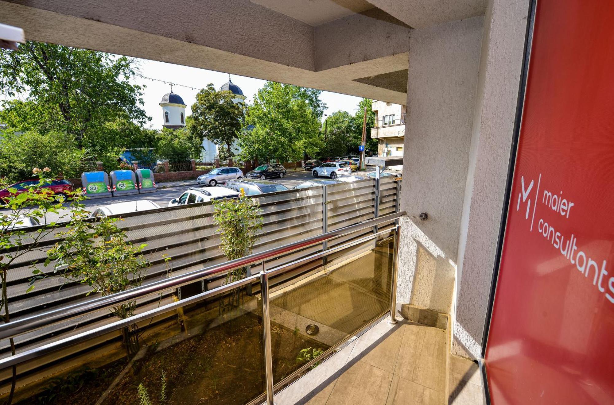 Pierre Cardin Deluxe Apartment With Terrace By Magniflex Bucharest Exterior photo